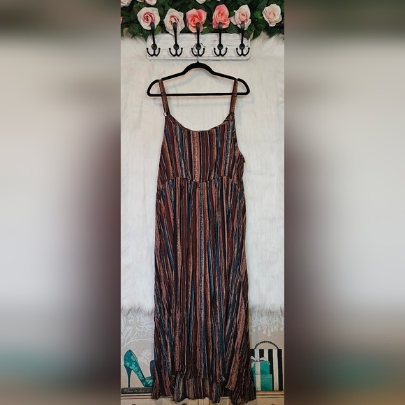 BloomChic Dresses & Skirts - BloomChic Boho Indian Summer Romance Midi Dress
